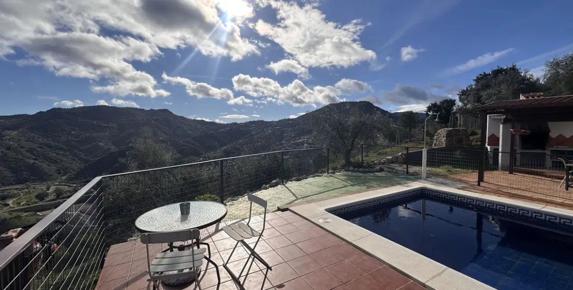 Продажа финки в Colmenar 10