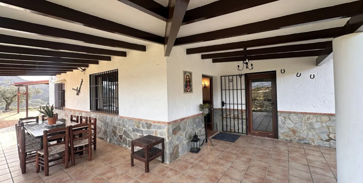 Продажа финки в Colmenar 20