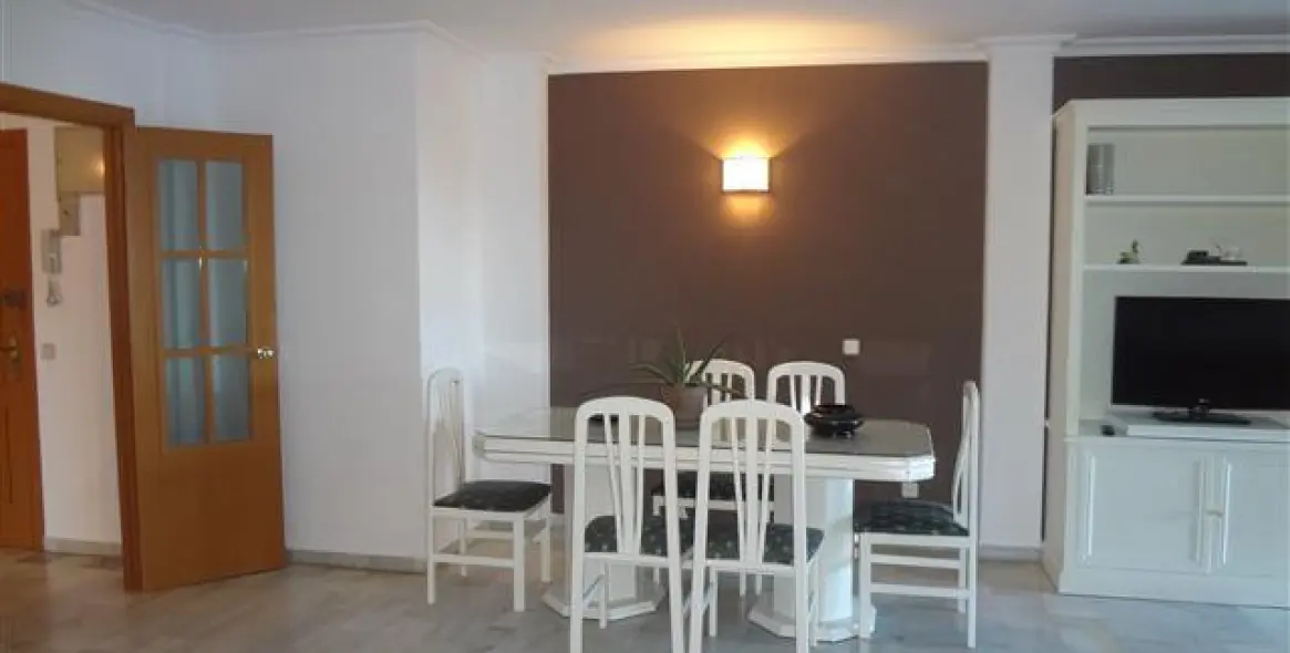 Продажа апартаментов на среднем этаже в Nueva Andalucía 7