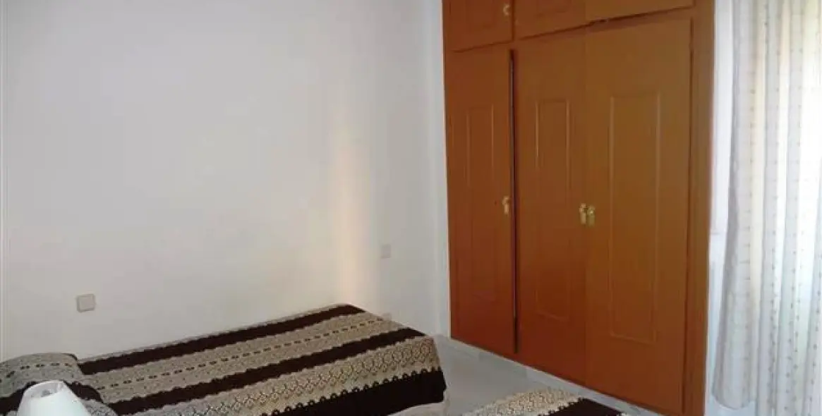 Продажа апартаментов на среднем этаже в Nueva Andalucía 18