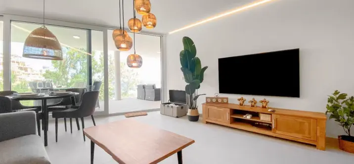 Продажа апартаментов на среднем этаже в Carvajal 1