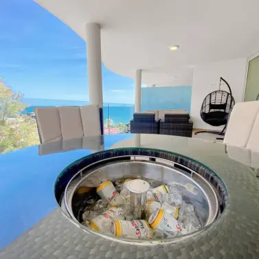 Продажа апартаментов на среднем этаже в Carvajal