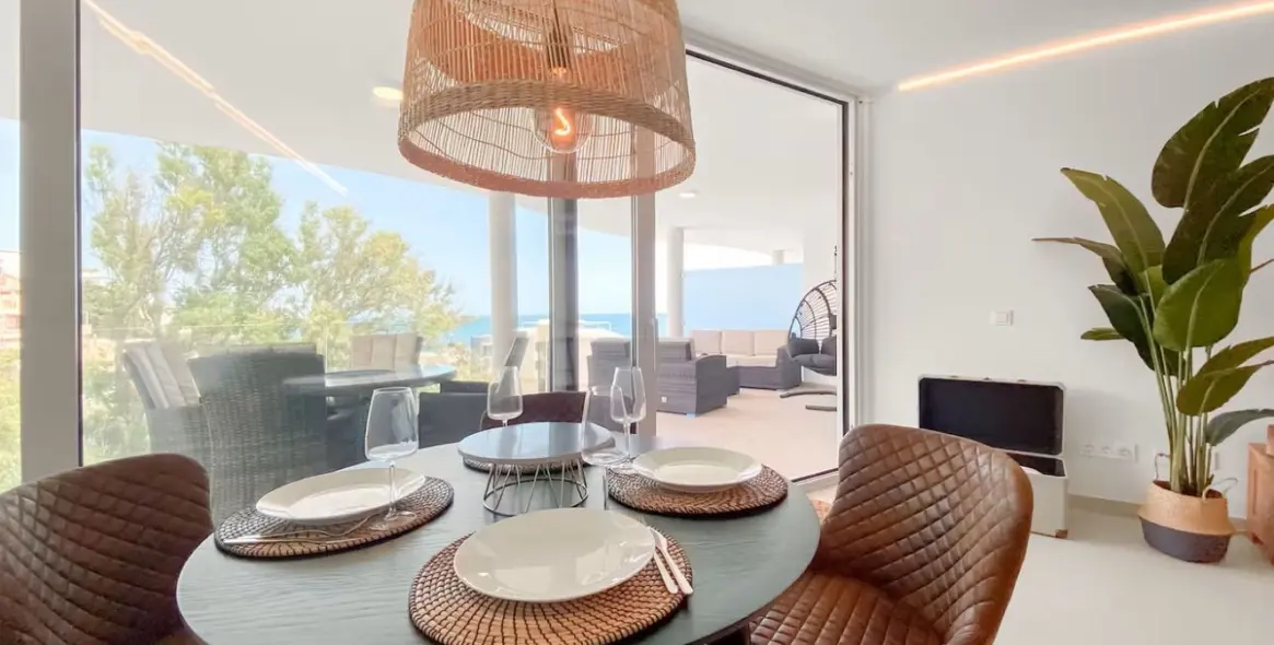 Продажа апартаментов на среднем этаже в Carvajal 9