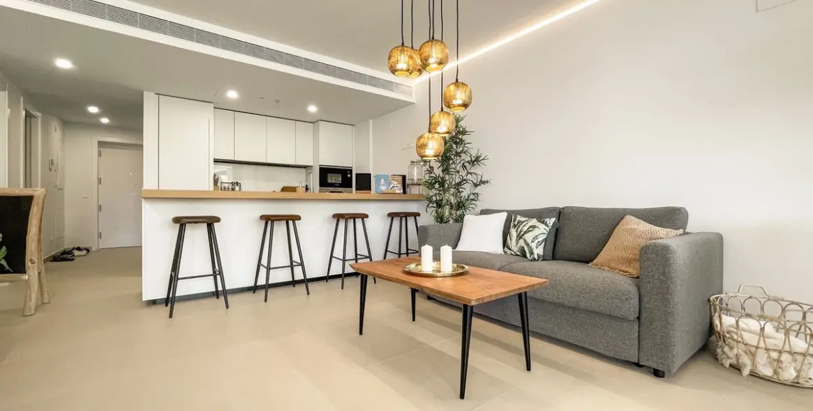 Продажа апартаментов на среднем этаже в Carvajal 12