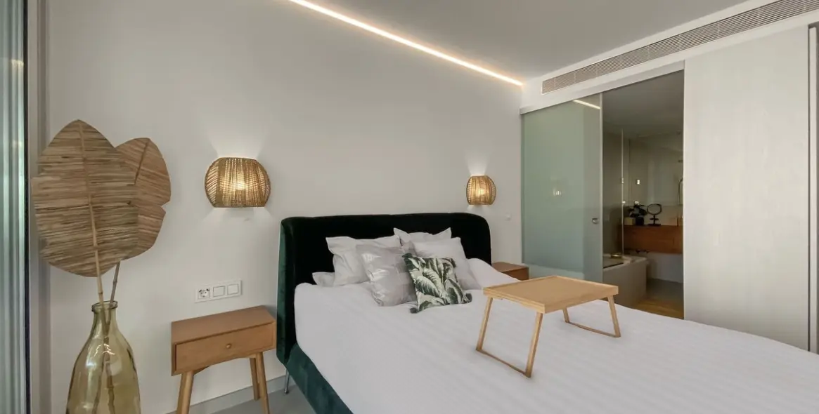 Продажа апартаментов на среднем этаже в Carvajal 14