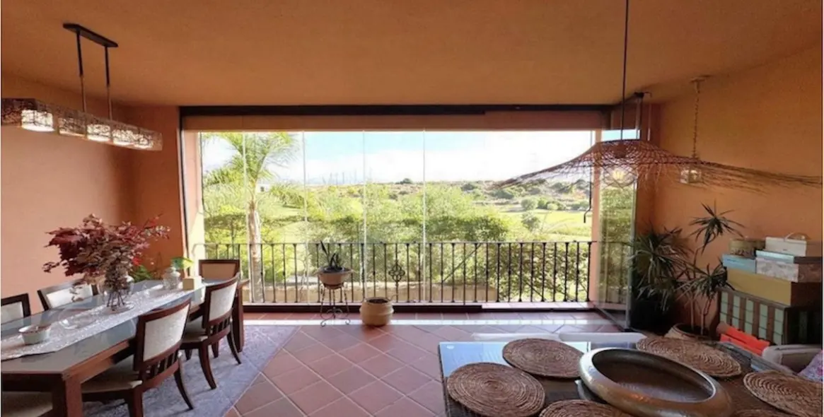 Продажа таунхауса в Estepona 1