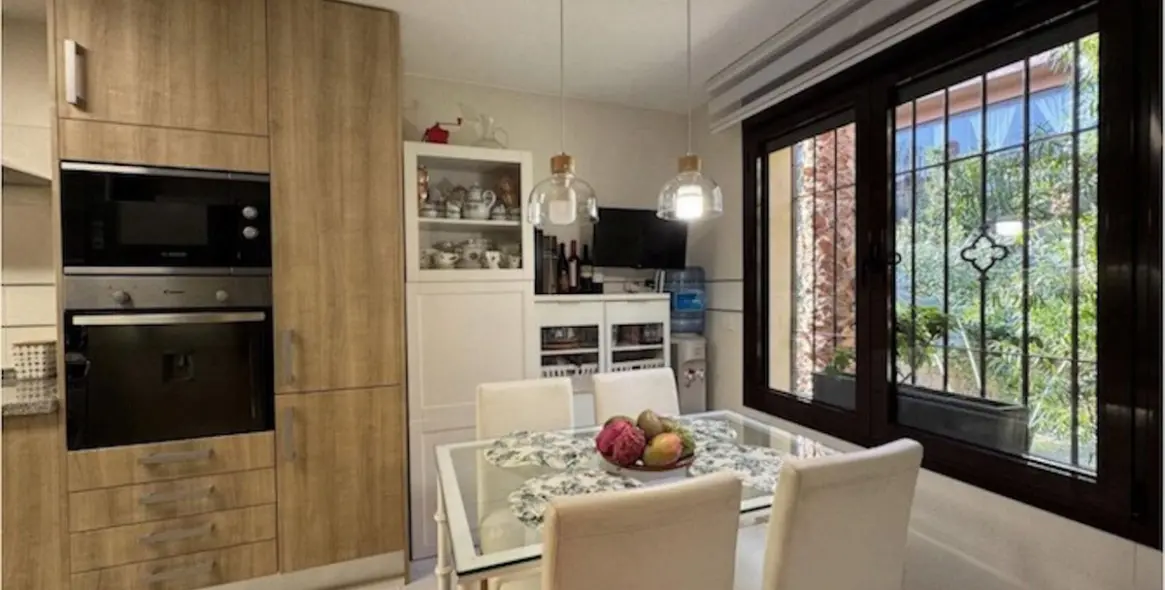 Продажа таунхауса в Estepona 8