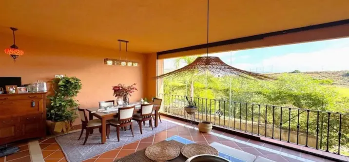 Продажа таунхауса в Estepona 1