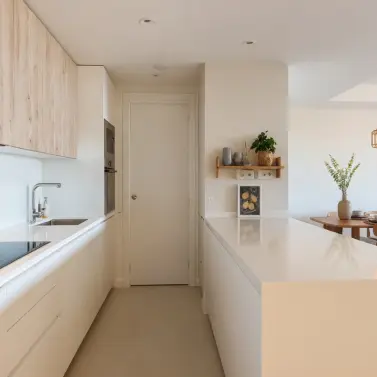 Venta de apartamento en planta media en Estepona