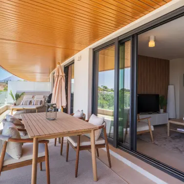 Venta de apartamento en planta media en Estepona