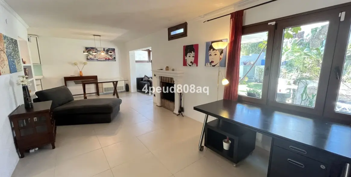 Venta de adosado en Sierra Blanca 5