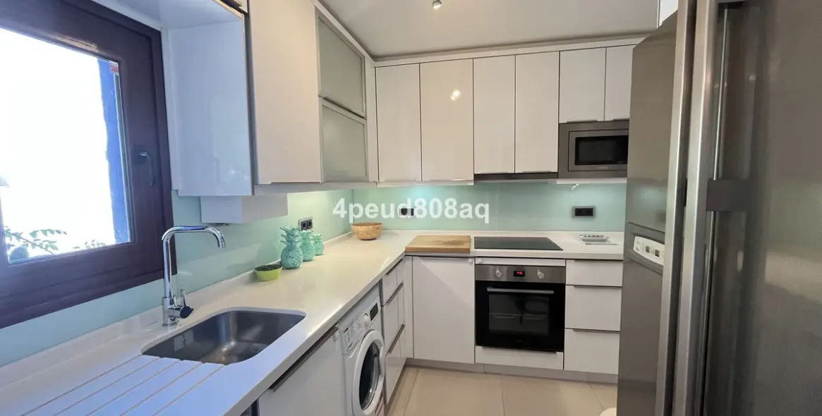 Venta de adosado en Sierra Blanca 10