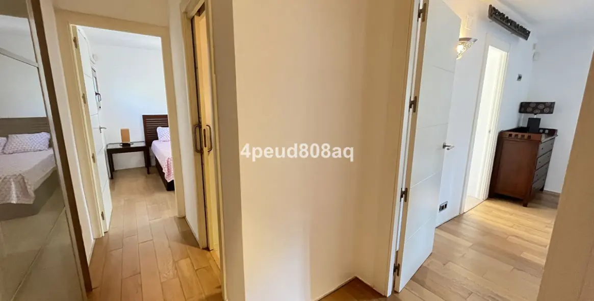 Venta de adosado en Sierra Blanca 15