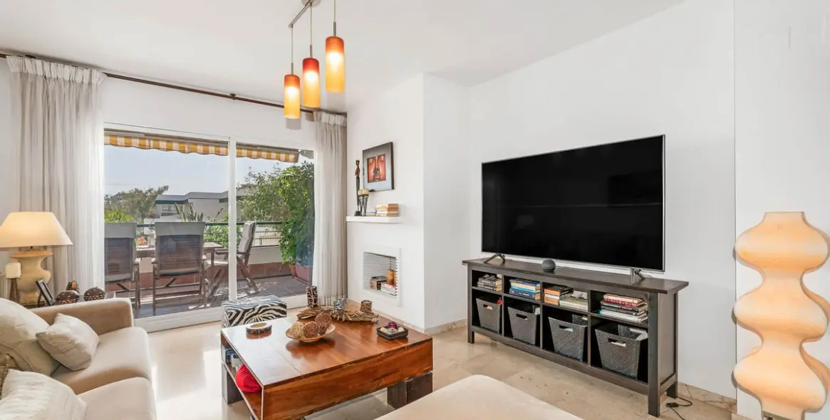 Venta de ático dúplex en Guadalmina Alta 5