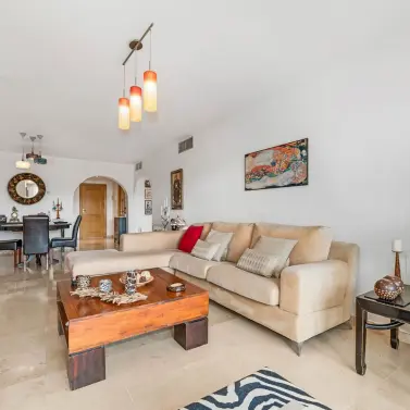 Venta de ático dúplex en Guadalmina Alta