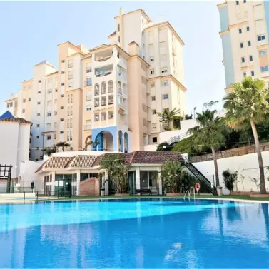 Venta de ático en Estepona