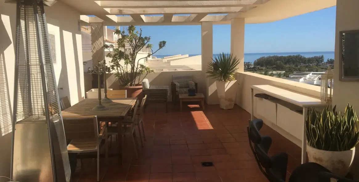 Venta de ático en San Pedro de Alcántara 20