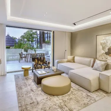 Venta de apartamento en planta baja en The Golden Mile