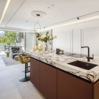 Venta de apartamento en planta baja en The Golden Mile