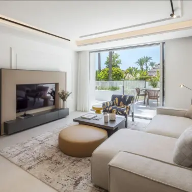 Venta de apartamento en planta baja en The Golden Mile