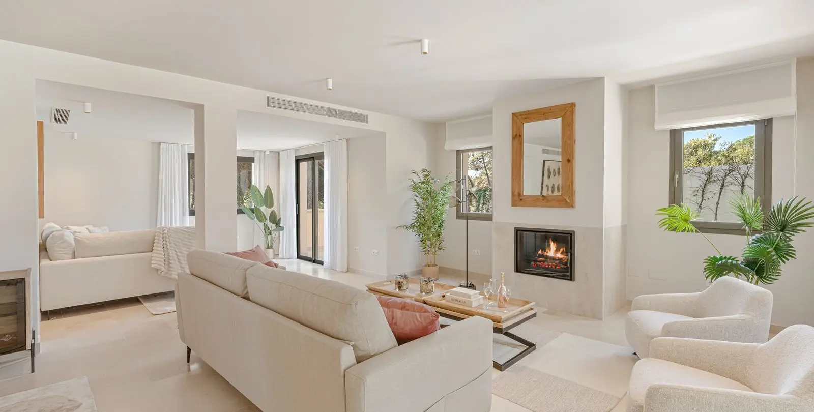 Short-term rent of detached villa in Hacienda Las Chapas 10