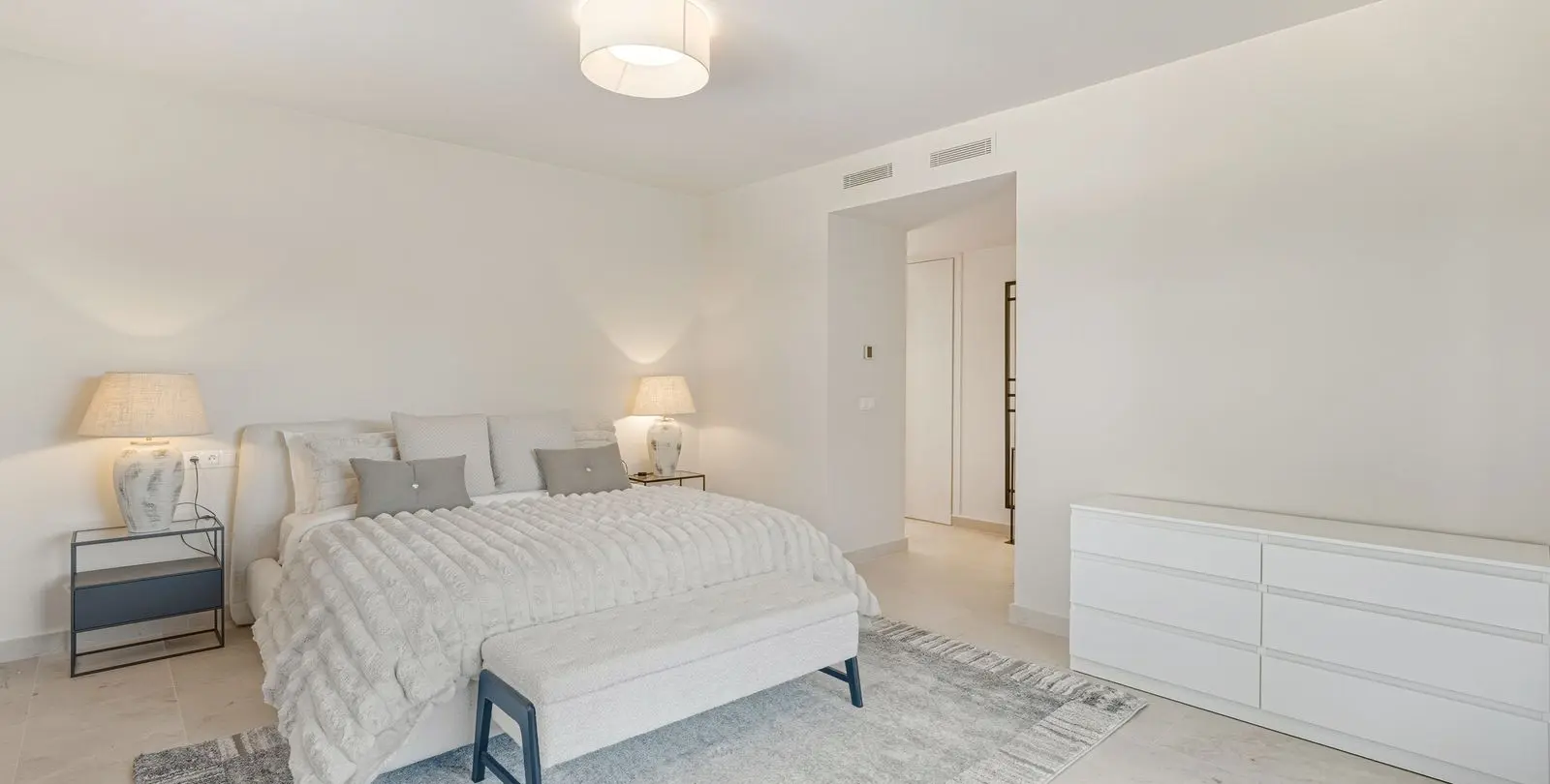 Short-term rent of detached villa in Hacienda Las Chapas 19