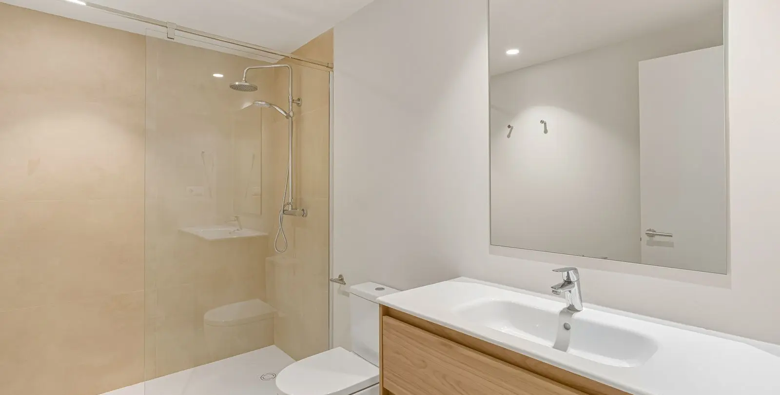 Short-term rent of detached villa in Hacienda Las Chapas 37