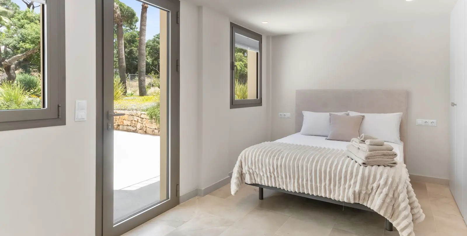 Short-term rent of detached villa in Hacienda Las Chapas 43