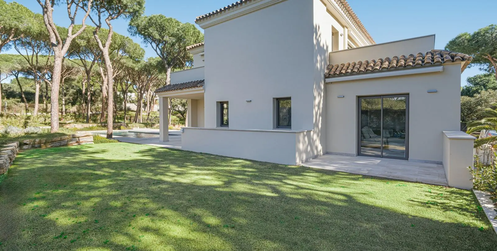 Short-term rent of detached villa in Hacienda Las Chapas 49
