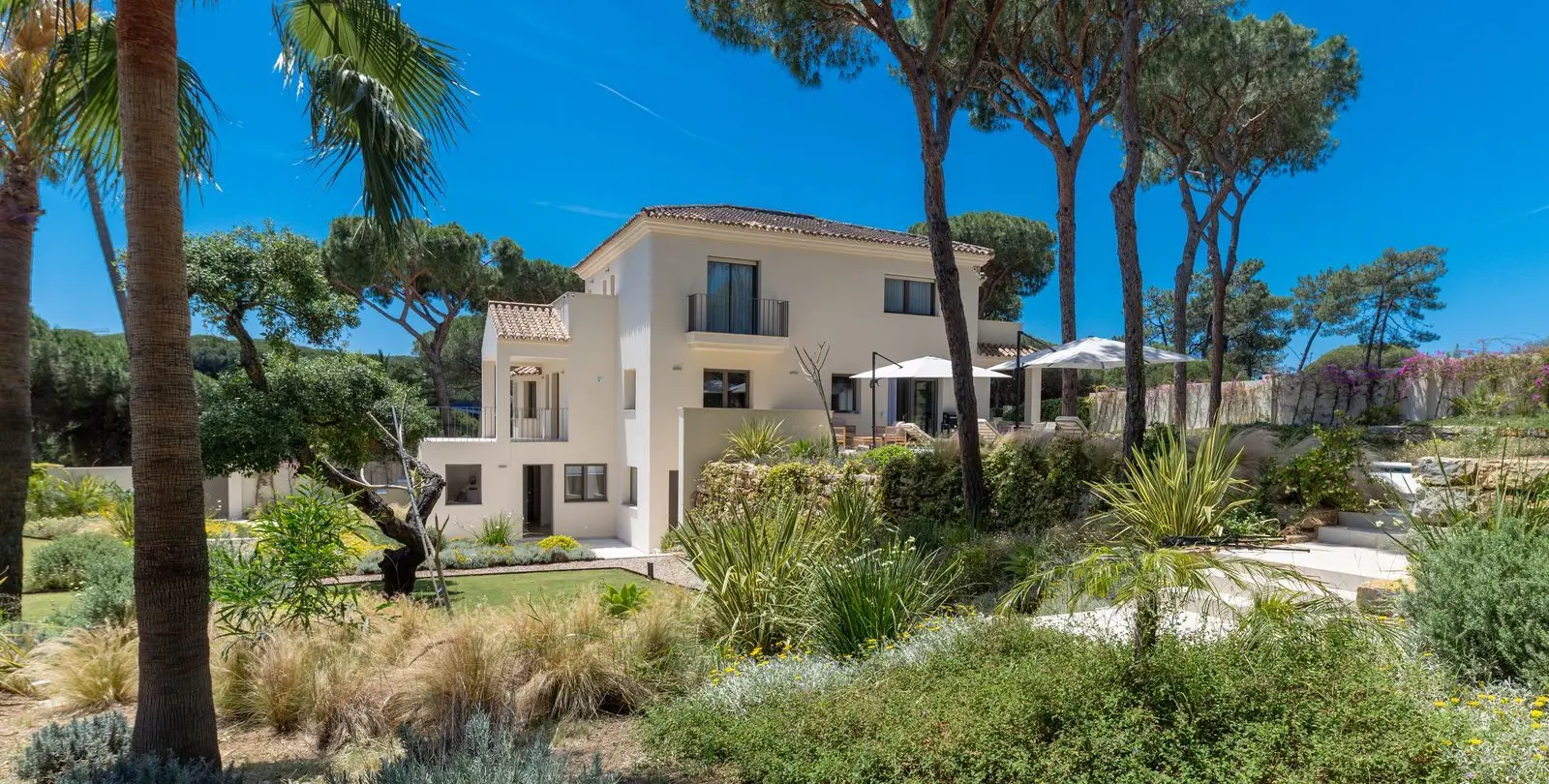 Short-term rent of detached villa in Hacienda Las Chapas 52