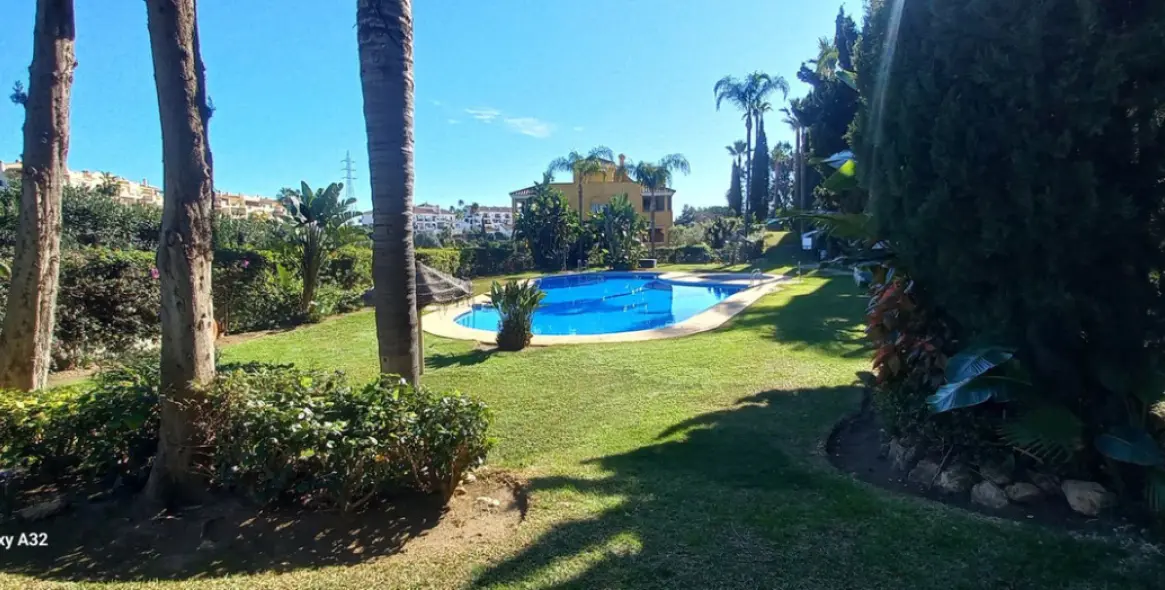 Sale of ground floor apartment in Riviera del Sol 23