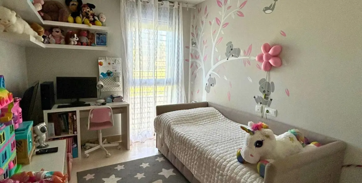 Продажа апартаментов на среднем этаже в La Duquesa 8