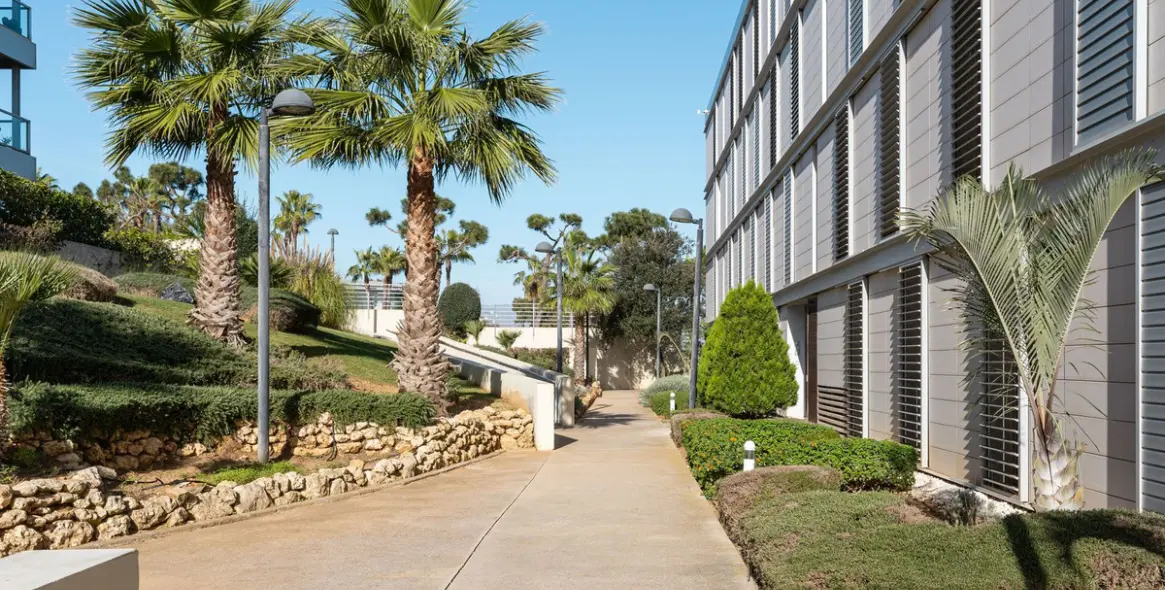 Продажа апартаментов на среднем этаже в La Duquesa 19