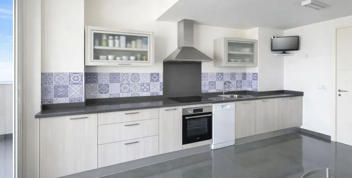 Продажа апартаментов на среднем этаже в La Duquesa 40