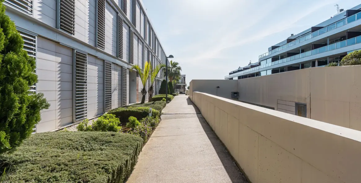 Продажа апартаментов на среднем этаже в La Duquesa 64