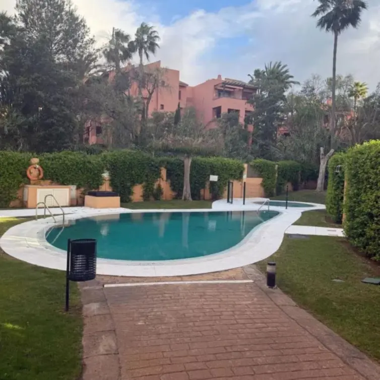 Venta de apartamento en planta baja en Las Chapas
