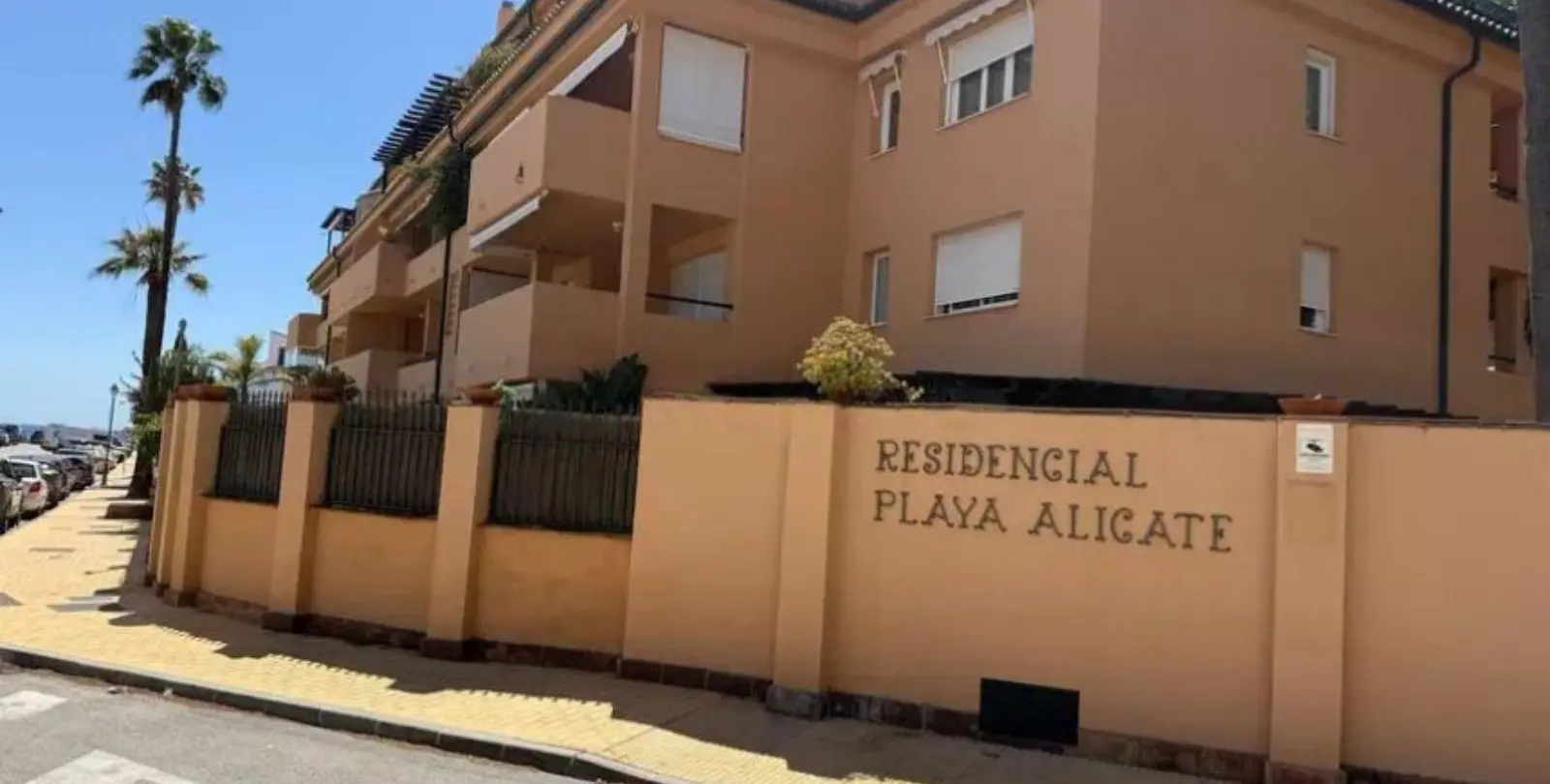 Venta de apartamento en planta baja en Las Chapas 10
