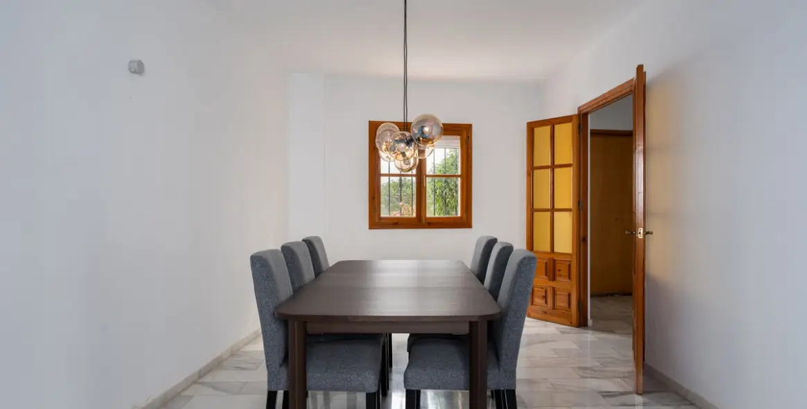 Продажа таунхауса в Estepona 12