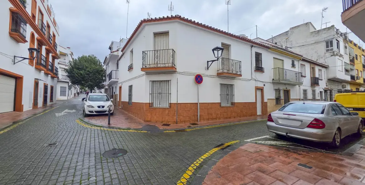 Продажа таунхауса в Estepona 12