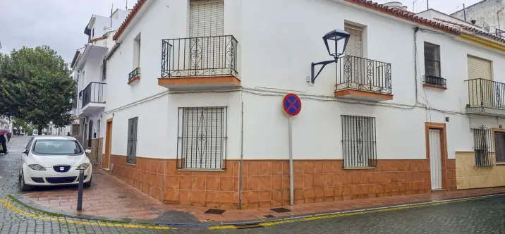 Продажа таунхауса в Estepona 0