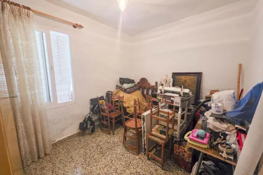 Image 6 thumb