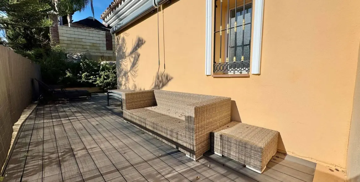 Sale of detached villa in Riviera del Sol 13