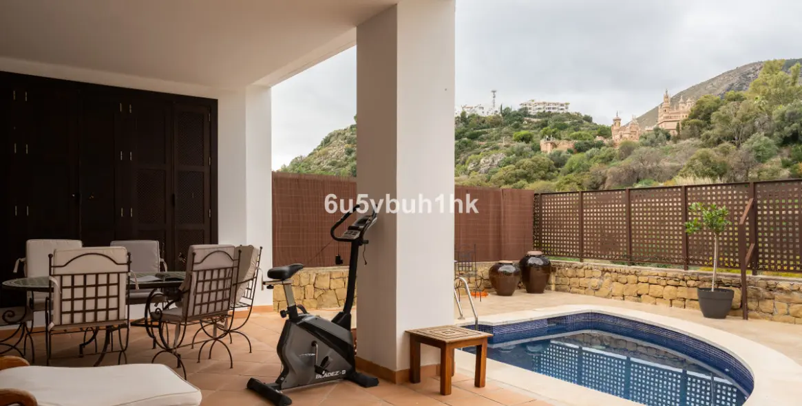 Venta de casa pareada en Benalmadena Pueblo 18