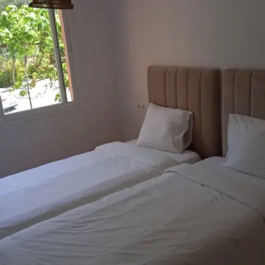 Venta de apartamento en planta media en The Golden Mile