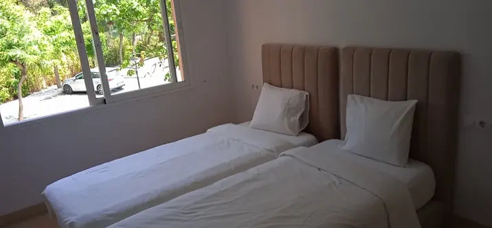 Venta de apartamento en planta media en The Golden Mile 2