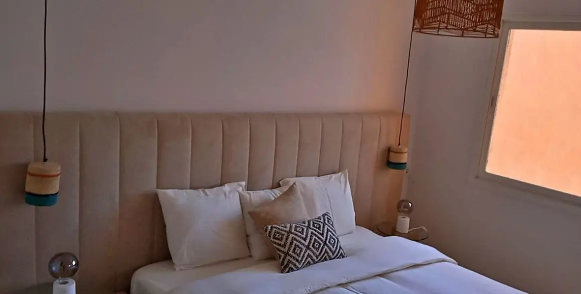 Продажа апартаментов на среднем этаже в The Golden Mile 6