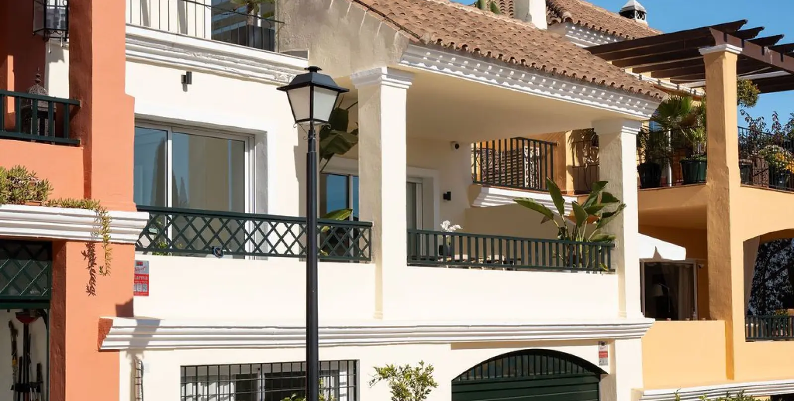 Sale of townhouse in Nueva Andalucía 8