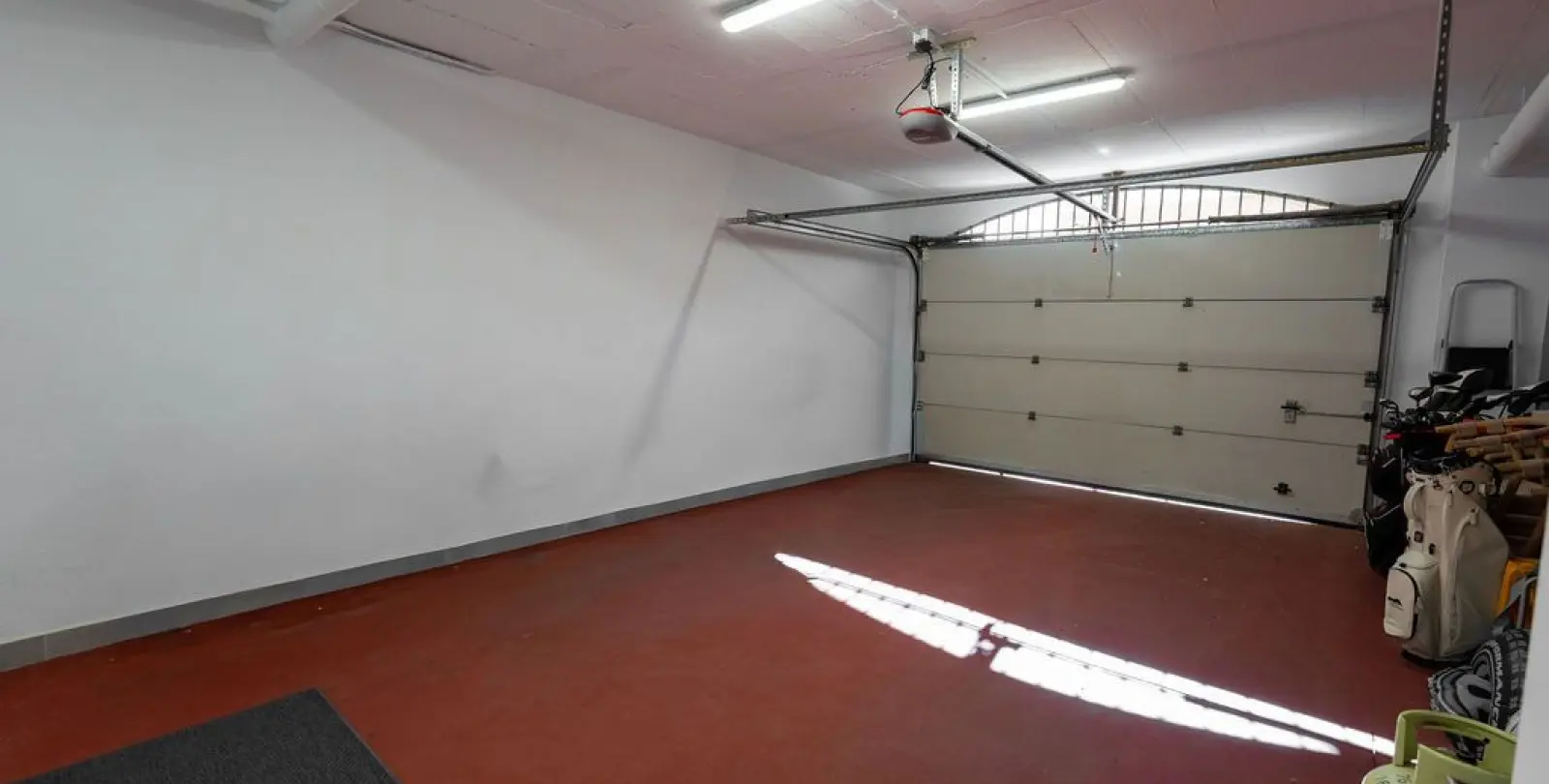 Sale of townhouse in Nueva Andalucía 36