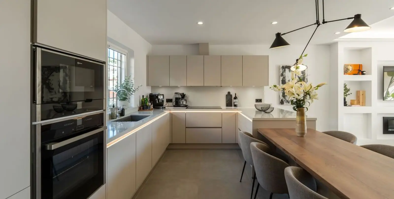 Sale of townhouse in Nueva Andalucía 10