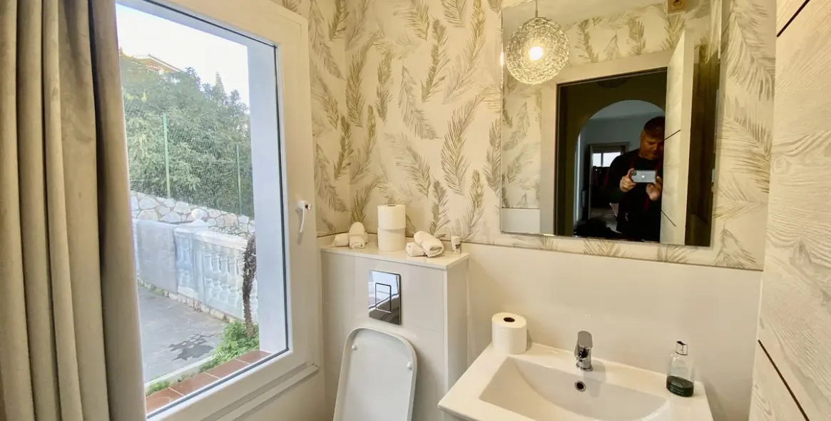 Продажа  отдельно стоящей виллы в Calahonda 2